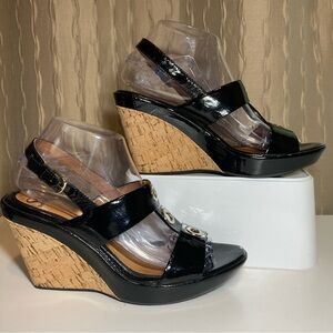 Söfft Black Patent Leather Women's 9.5 N Platform Wedge Heel Open Toe Sandals